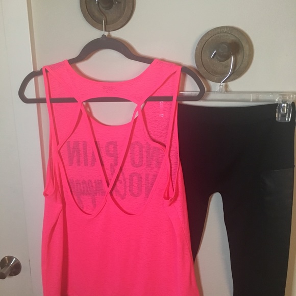 Material Girl Bundle!  Tank XL, Leggings M/L - Picture 5 of 8